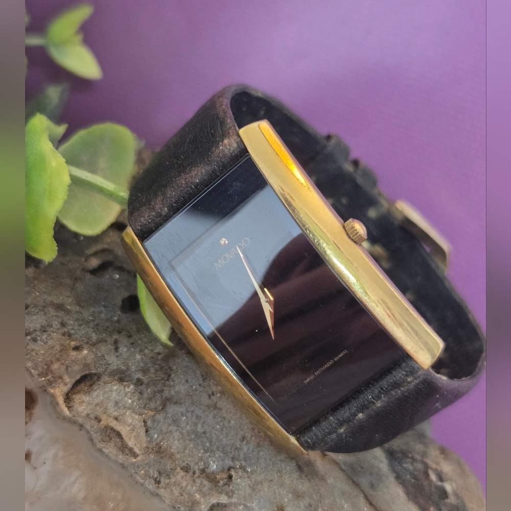 Beautiful Vintage Movado La Nouvelle Quartz women's watch 18k gold-plated case